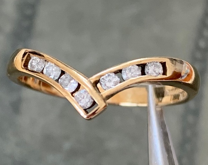 Vintage Diamond Ring. 7 brilliant cut diamonds in 9ct yellow gold. 1991 English Hallmark. Ring size N or size 6 (US). Beautiful promise ring