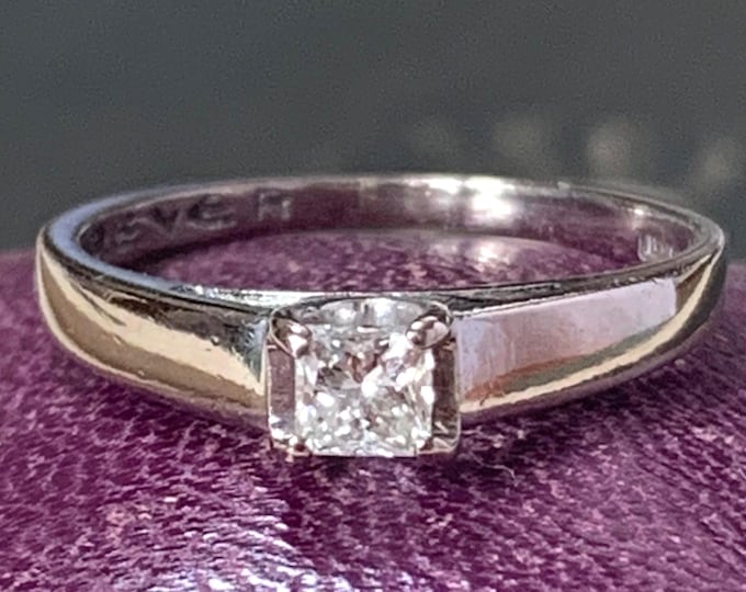 18ct White Gold Princess Cut Diamond Solitaire Ring | 0.28ct Natural Diamond | Forever Ring | Birmingham Hallmarked | Size M 1/2