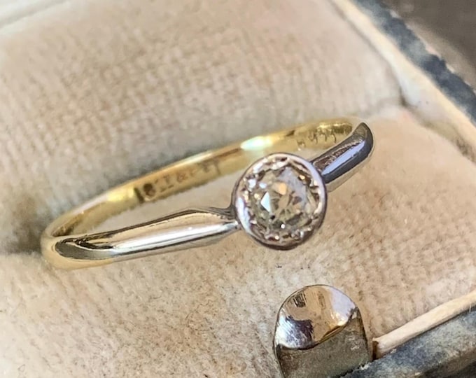Platinum Set Old Cut solitaire diamond ring with 18ct yellow gold shank. Ring size K 1/2 | US  5 3/8. A beautiful preloved piece