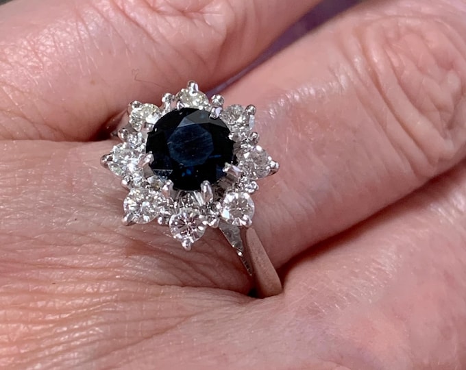 Vintage 18ct White Gold Sapphire Diamond Halo Ring - Lady Di Style - 1980