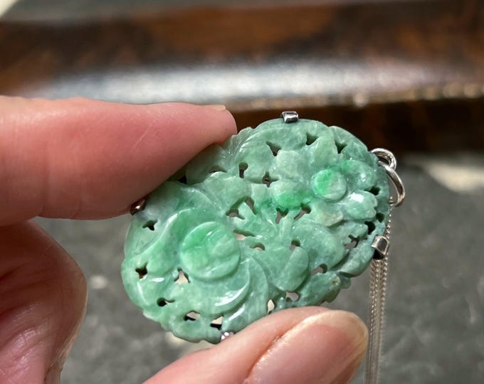 Antique Chinese Jade Pendant, Qing Dynasty Carved Jadeite Necklace