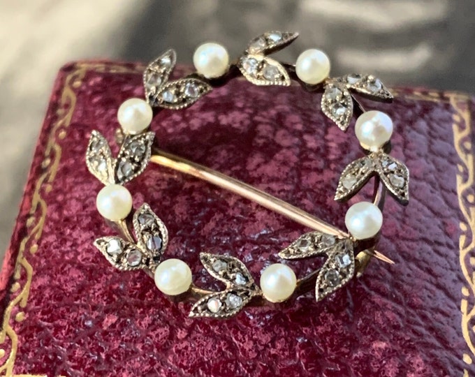 Antique Diamond Pearl Brooch: 18ct Gold and platinum Laurel Wreath