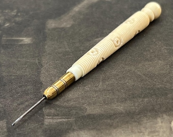 Victorian Tambour Crochet Hook | Bone Handle Lace Needle Tool | 1800s Sewing Tool | Rare Collectible Crochet Hook Gift