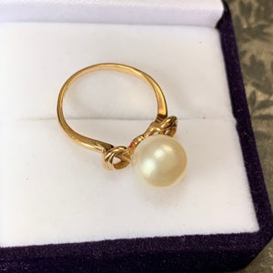 Akoya pearls are celebrated for their high luster, which refers to their ability to reflect light and create a beautiful, reflective surface. This luster gives them a distinct, mirror like quality.