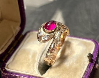 Antique Art Deco Snake Ring, 14ct Gold Serpent Ring with Ruby Cabochon, 1930s Vintage Jewellery