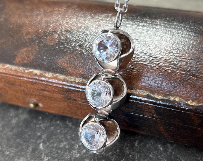 Kultaseppä Salovaara Rock Crystal Silver Pendant – Kupittaan Kulta Finland – 1970s Modernist  – 18" Chain