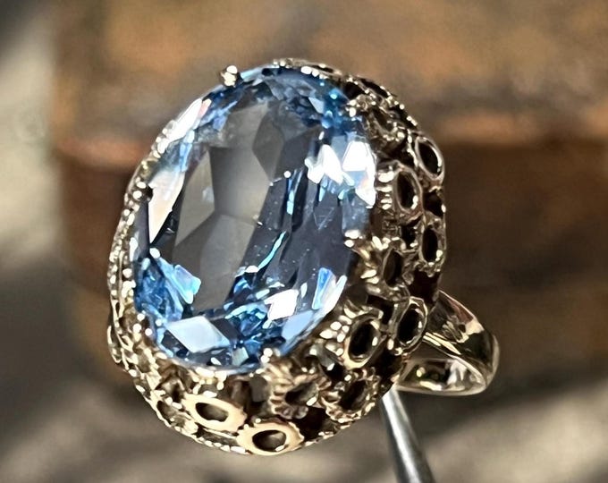 Vintage 9K Gold Blue Spinel Ring | Oval Aqua Gemstone Statement Ring