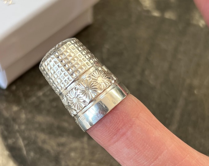 Antique Sterling Silver Thimble | Charles Horner 1875 Chester Hallmark Size 8