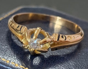 Victorian Antique 22ct gold ring. Natural diamond solitaire ring Size K 1/2