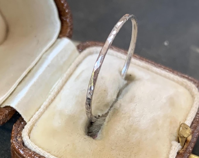 Fine 1mn wide pure platinum wedding band stacker ring. New 2025 hallmarked London. Handmade. Size R 1/2, size 8 7/8 US
