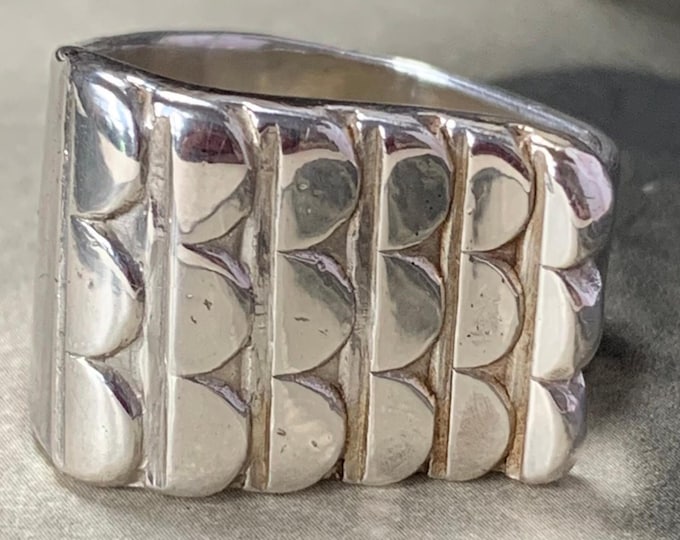 Anna Greta Eker Sterling Silver Ring: 1960s Dragon Scale Design, 14.3 grams silver weight