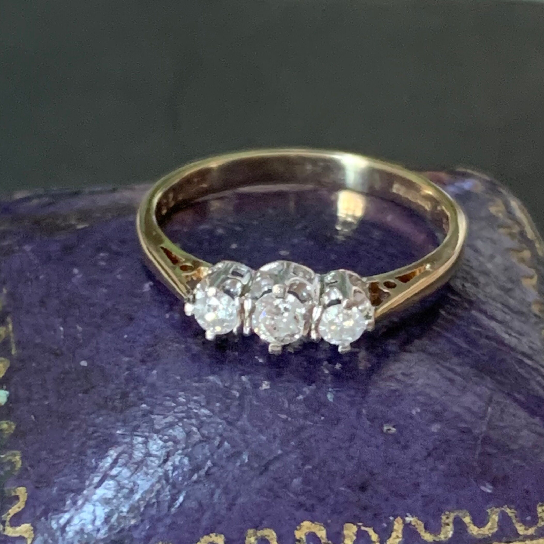 Vintage Diamond Trilogy Ring in 9Ct White & Yellow Gold. A Lovely Preloved Wedding Band. The Perfect Gift