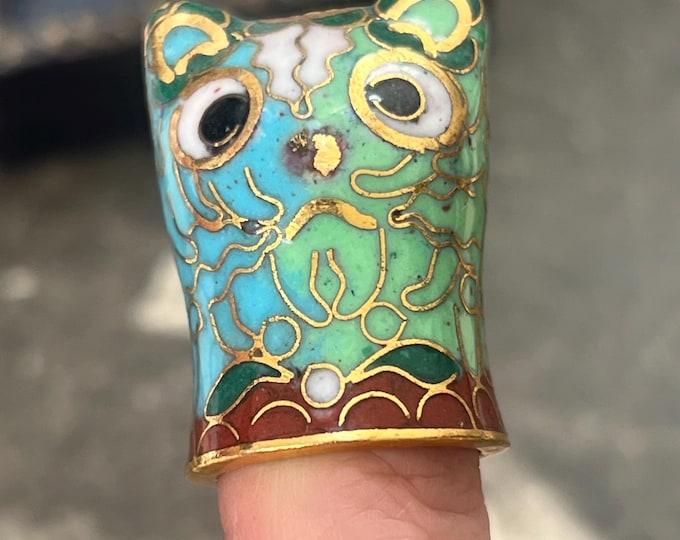 Vintage Cloisonné Cat Thimble | Enamelled Brass Sewing Thimble | Sewing Collectable