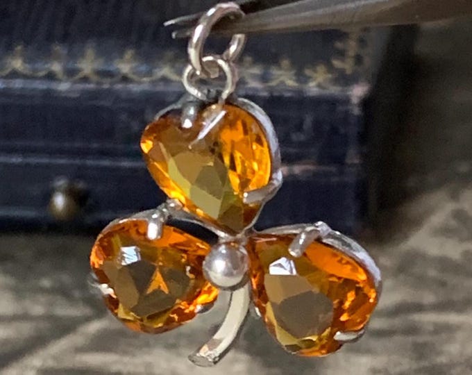 Edwardian Sterling silver shamrock pendant. 1910 Birmingham hallmark. Sterling silver chain 16 inches long