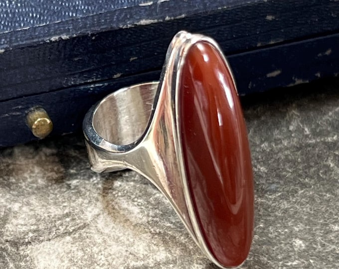 Vintage Nina Breddal Carnelian Ring, Kupittaan Kulta Finland 925 Silver, Scandinavian Modernist Jewellery ring size K.5 (UK)