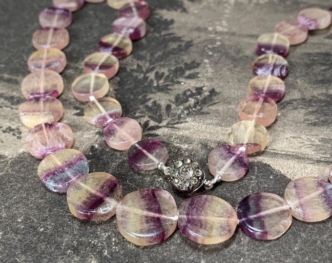 Graduated Banded Fluorite Necklace with silver paste set clasp 46 cm long, 18 inch