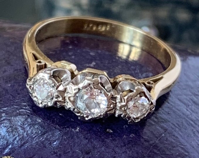 Antique Diamond trilogy Ring. 18ct gold 0.40ct diamonds VS2 old European cut natural gemstones. Ring size L 1/2 size 5 7/8 (US)  3.5 grams