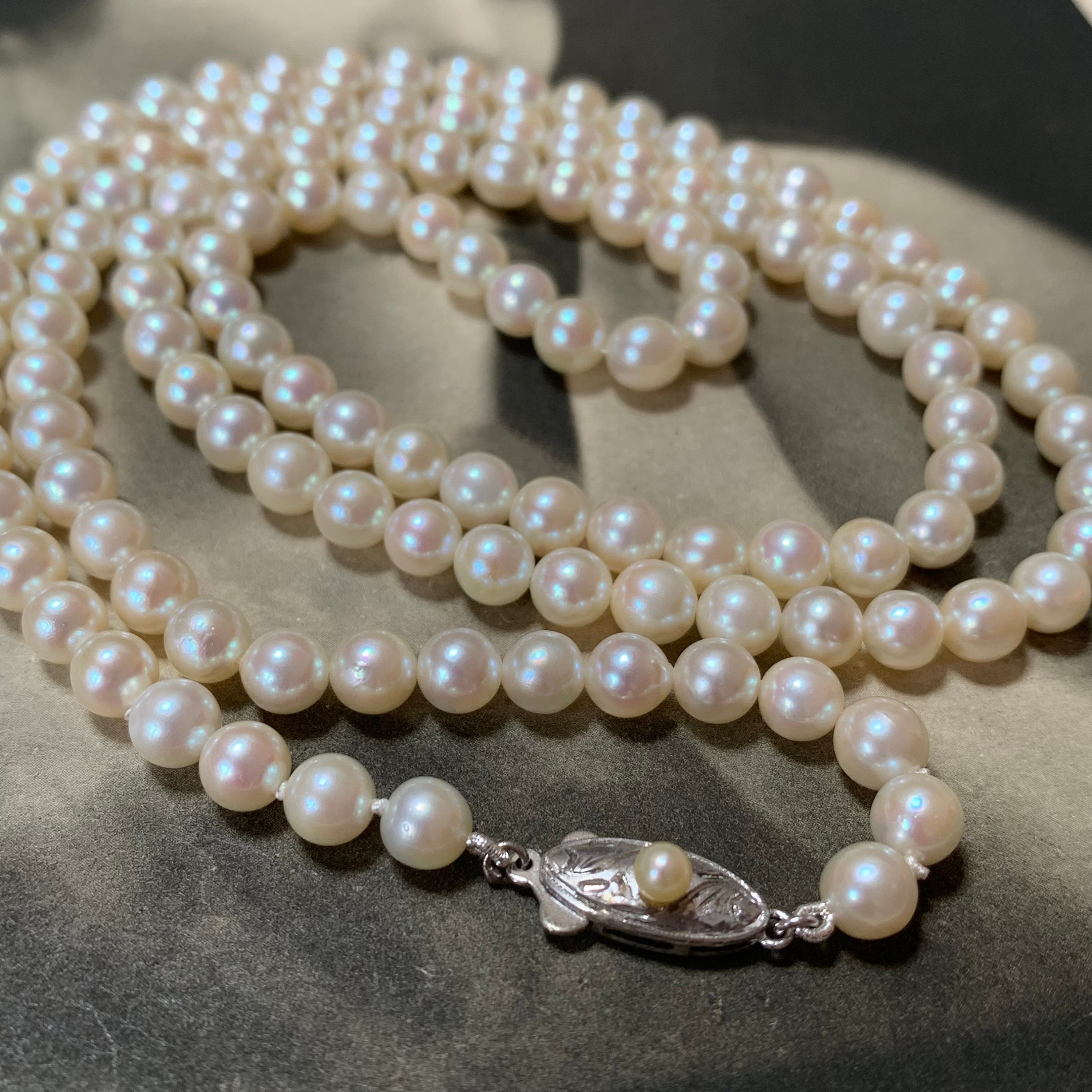This Beautiful Necklace Features 121 Well-Matched Pearls, Each Approximately 5.5mm in Size With Brilliant Luminosity & A Bright Lustre