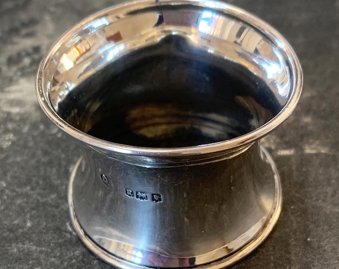 Victorian Hallmarked Solid Sterling Silver Napkin Ring | Decorative Wedding Tableware | Hallmarked dates 1856 - 1857 | Anniversary Gift