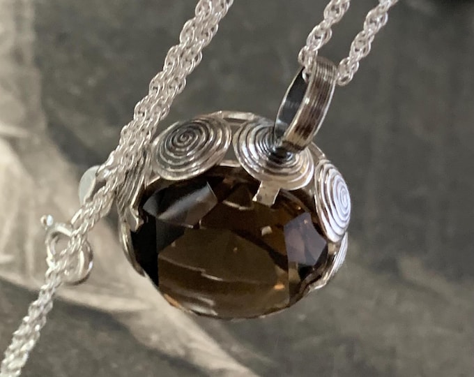 1970 Quartz Silver Pendant necklace. New 18 inch recycled silver chain. Nina Breddal Made in Finland for Kupittaan Kulta 925 Silver