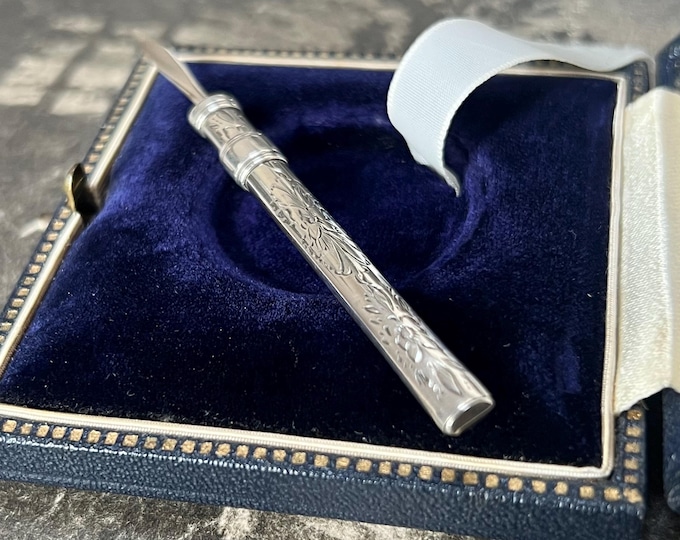 Antique Edwardian Solid Silver Retractable Toothpick | Engraved Foliate Detail, Sliding Mechanical Design