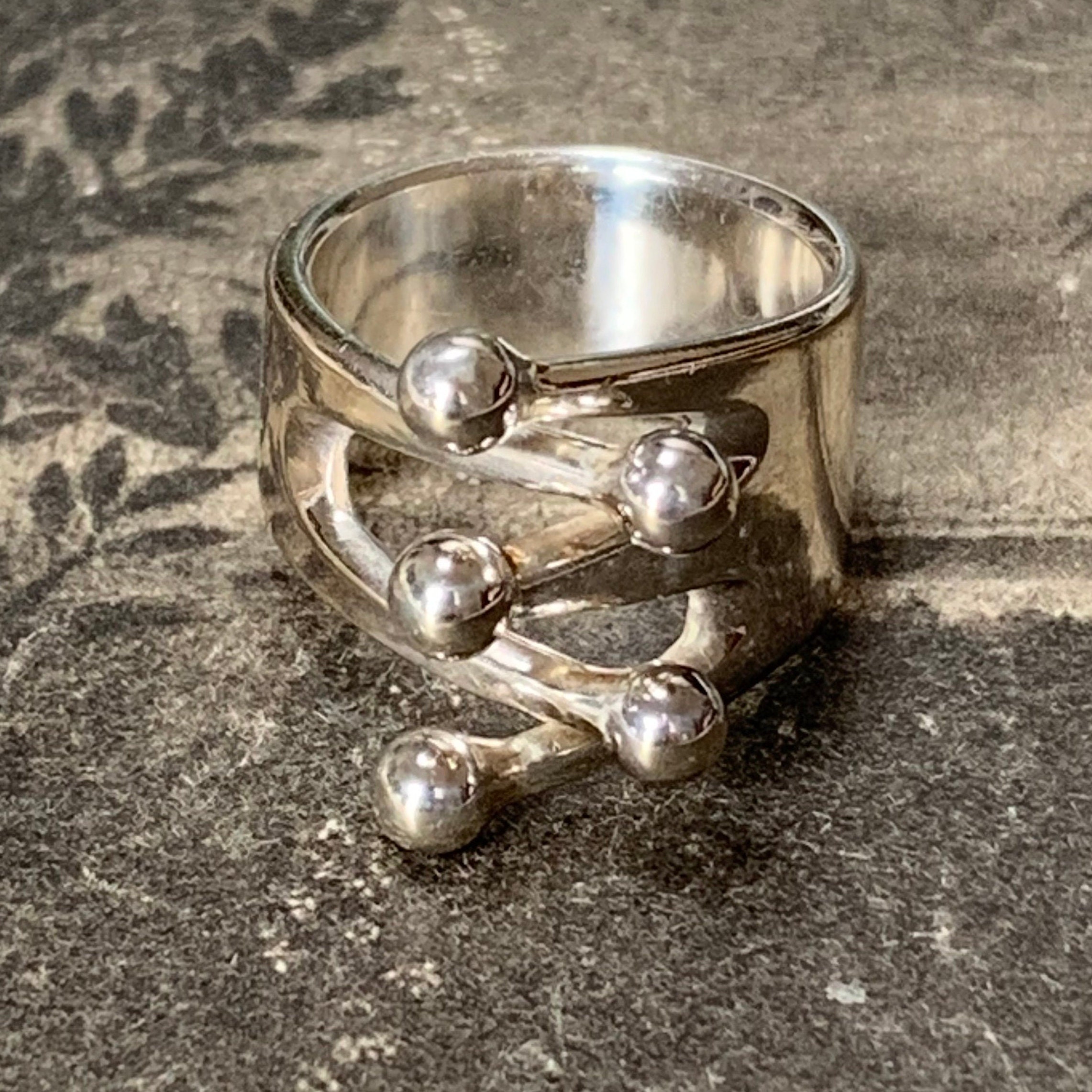 Anna Greta Eker 1968 Vintage Silver Ball Ring. 10.2 Grams