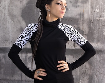 Black and white turtle neck top with long sleeves and thumbholes with abstract calligraphy pattern, TARA KALAM White by BLACKBOHEM