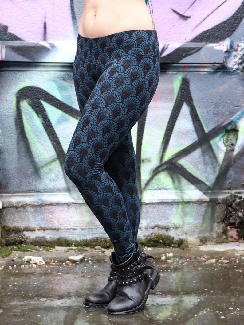 Full length teal printed leggings in viscose lycra for yoga, hooping, festivals and everyday life, HATHA DROP Blue by BLACKBOHEM zdjęcie 2