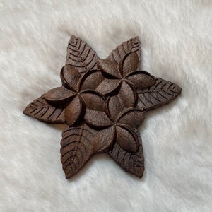 Plumeria Hawaiian flower artwork handmade wood sculpture decoration