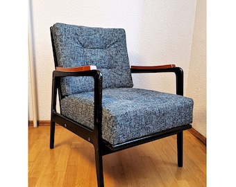 Reupholstered boucle armchair / Danish Style Armchair / Mid-century Modern Leisure Chair / Easy chair / Cushioned armchair