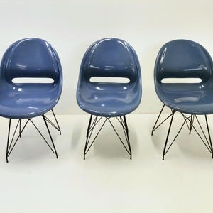 Miroslav Navrátil-glasvezelstoel: stormblauwe eetkamerstoel uit de jaren 60, 1 van 3