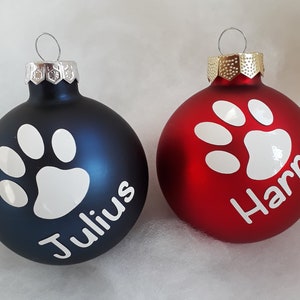 Personalisierte Weihnachtskugel mit Pfote für Hunde und Katzenliebhaber individuelle Christbaumkugel Bild 3