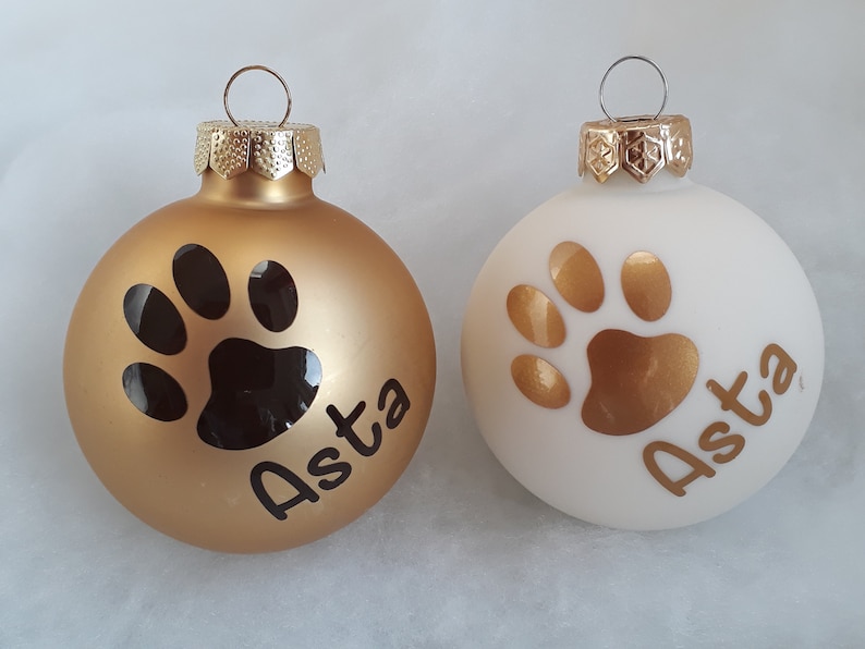 Personalisierte Weihnachtskugel mit Pfote für Hunde und Katzenliebhaber individuelle Christbaumkugel Bild 2