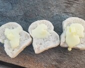 Farm Fresh Bread and Honey Butter Soy Brittle - Soy Wax- Soy Wax Warmer Melts- Scented Tart- Soy Wax Melts- Scent Shot- Farm- Bakery