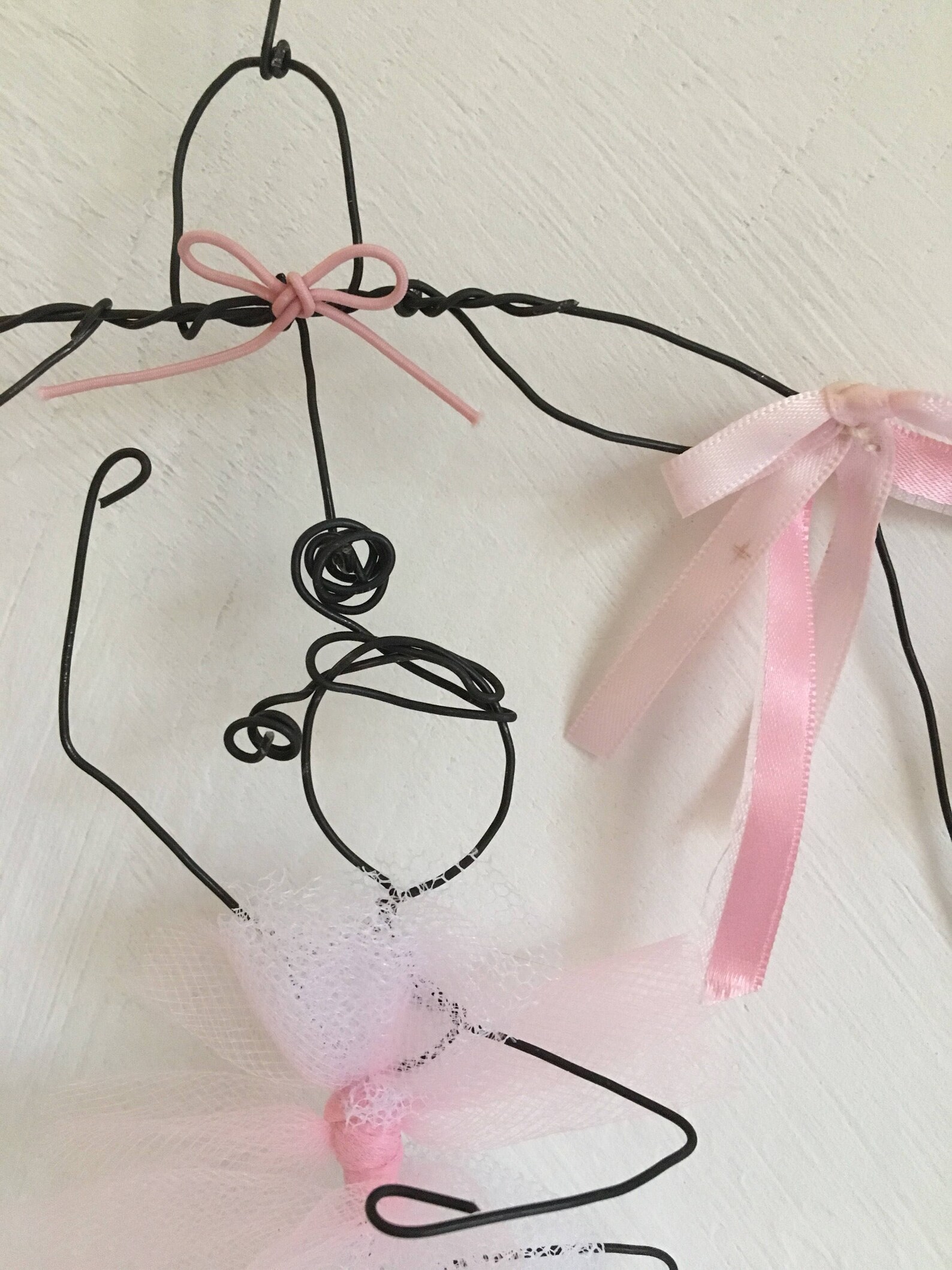 Danseuse en fil de fer