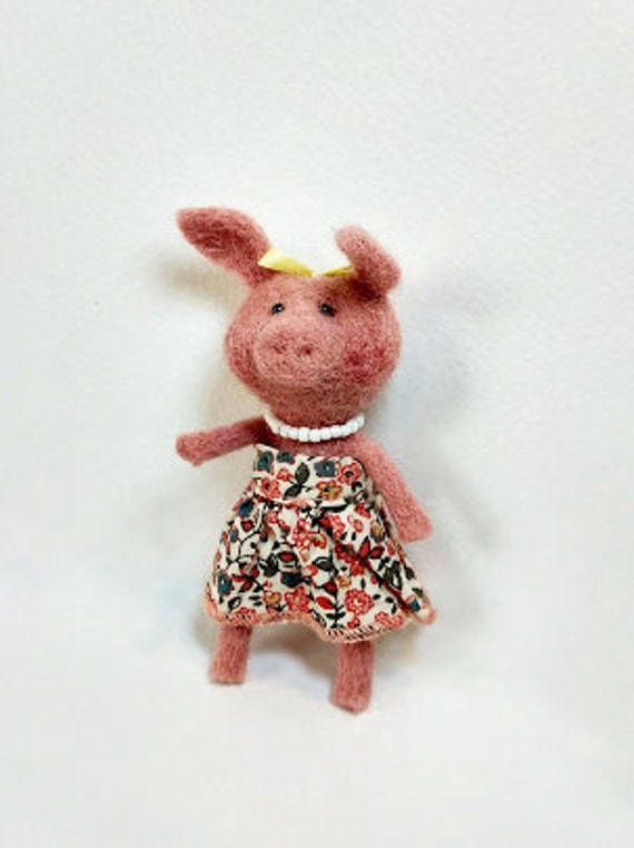 Needle Felted Animal 2 little pink pig Wool Art Sculpture ooak