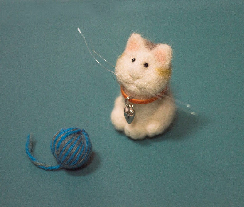 needle felted cat toys