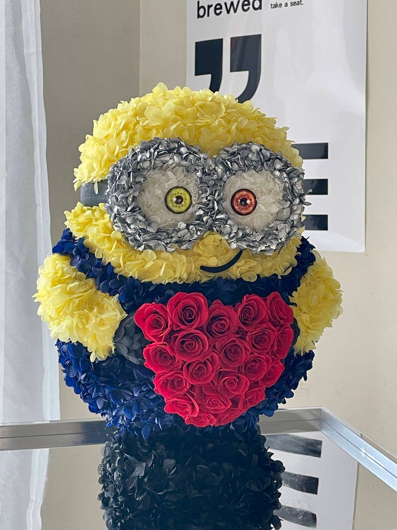 Minion Forever Roses With Preserved Flowers - Etsy Canada