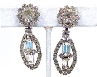 Vintage Clear Crystal Rhinestone Earrings Silver Tone / Vintage Costume Jewelry