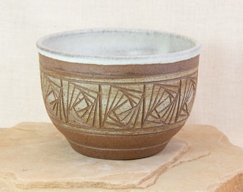 Hand Carved Sgraffito Bowl - Earthy Brown Carved Ceramic Bowl - Handmade Stoneware bowl with Zentangle Carving - Brown & White Ceramic Bowl