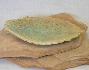 Leaf Impressed Ceramic Plate - Handmade Pottery Leaf dish - Pressed Leaf Jewelry Plate - Pressed Leaf Pottery dish - Leaf Spoon Holder