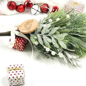 LET&#39;S MISTLETOE,  White Berry Frosted Winter Mistletoe, CRISTMAS, Christmas Décor, Holiday Décor, Hanging Mistletoe, Kiss