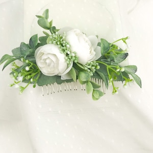 BRIDE&#39;S Flower Comb, White Flower Comb, Ranunculus Hair Comb, Wedding, Hair Comb, Greenery Comb, Bridal Hair Accessory, Wedding Comb, Bride