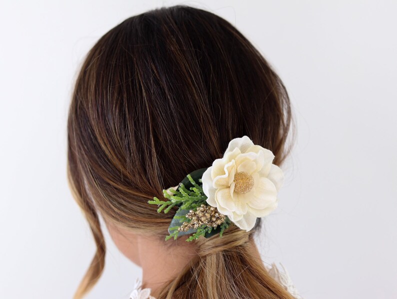 Modern Wedding Prom Bridesmaid Wedding Ivory and Gold Hair Comb Holiday Comb Bride Bride/'s Mother Floral comb Flower girl