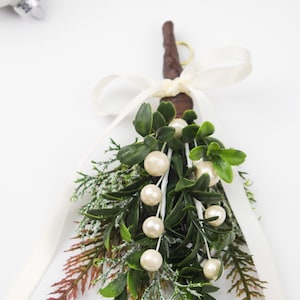 MISTLETOE, White Berry Boxwood and Cedar Mistletoe, CHRISTMAS, Photoshoot, Holiday Decor, Hanging Mistletoe, Faux , Stocking Stuffer