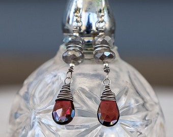 Chunky Labradorite and Garnet Dangle Earrings, Rhodolite Garnet Dangle Earrings, Garnet Jewelry, Sterling Silver Garnet Earrings