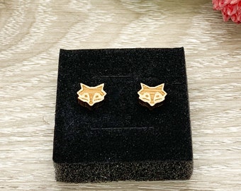 Fox Stud Earrings, Tiny Fox Head Earrings, Animal Lover Jewelry, Cute Wooden Earrings, Unique Jewelry, Gift for Her, Winter Jewelry