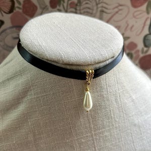 Ribbon Choker with Golden Pendant, Teardrop Pearl Earrings, Poldark Jewelry