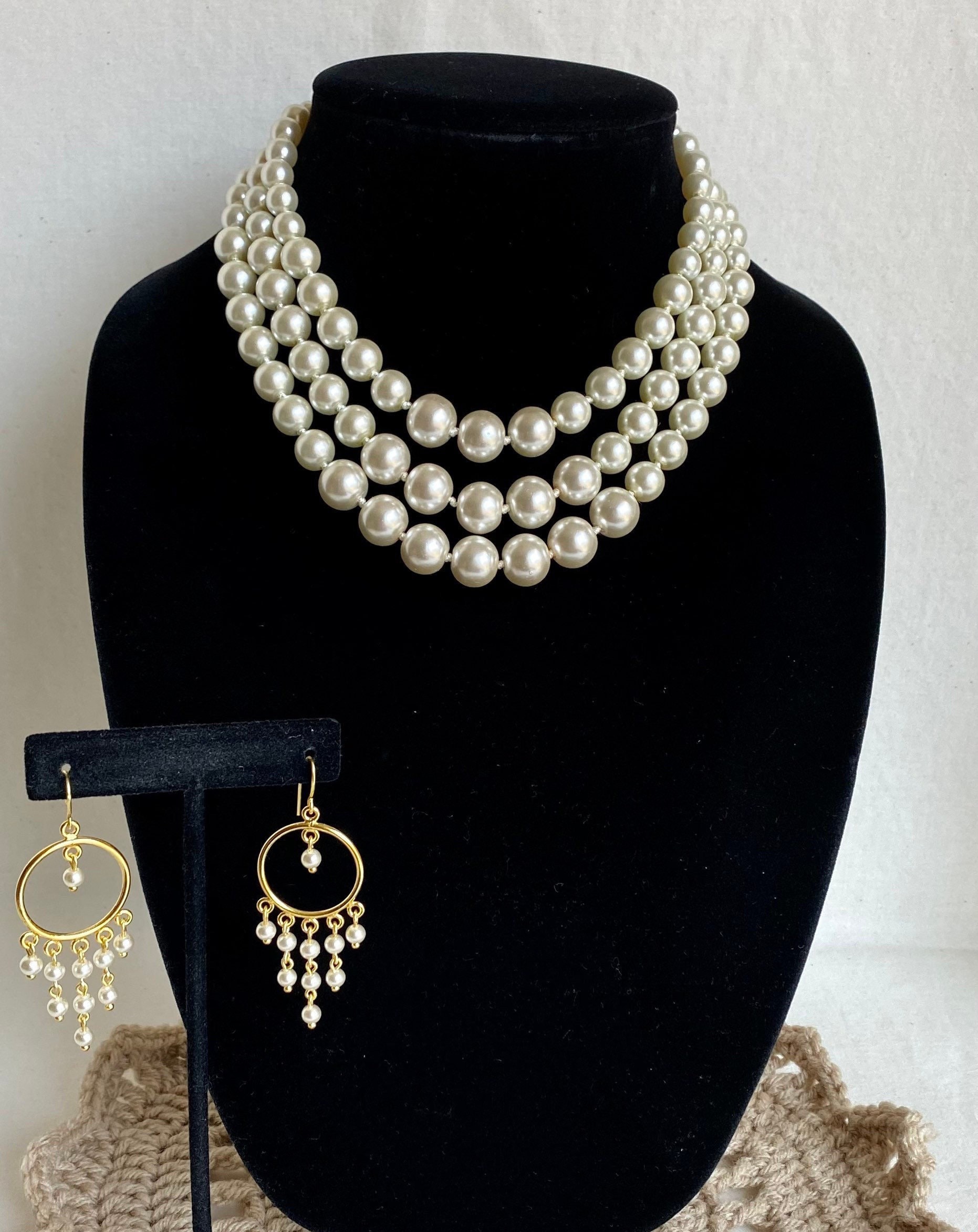 Hand Knotted Pearl Necklace With Earrings , Golden and