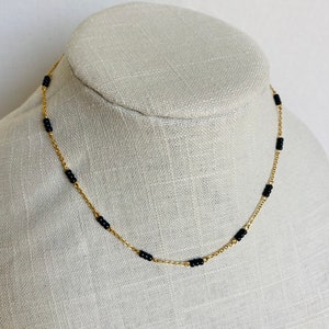 Mangalsutra, Golden and Silver tone, Modern mangalsutra, Chain mangalsutra, Black beads necklace, Layering black beads necklace Bild 5